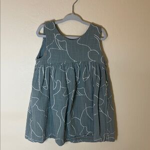 Stylish Spanish Gray Girl Dress Wooden Buttons on back
